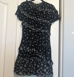 Micheal Kors Ruffle Dress with Underlay Size 0 New with Tags ❤️
